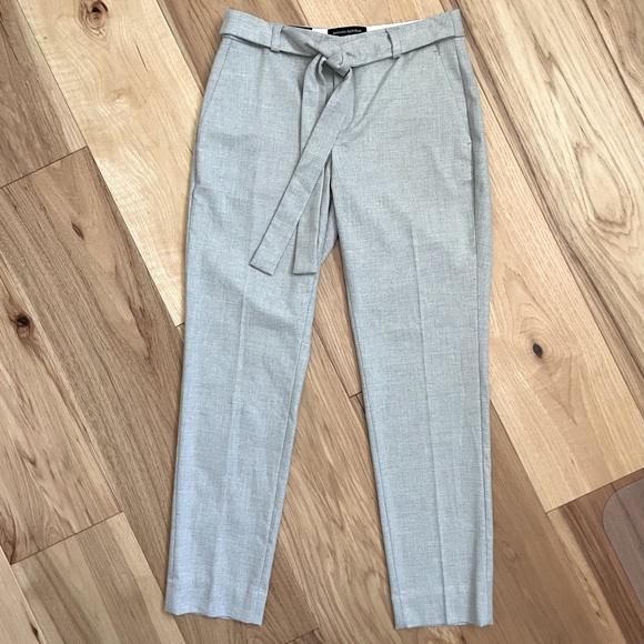 Banana Republic Pants - NWT Banana Republic Avery Mid Rise Pants